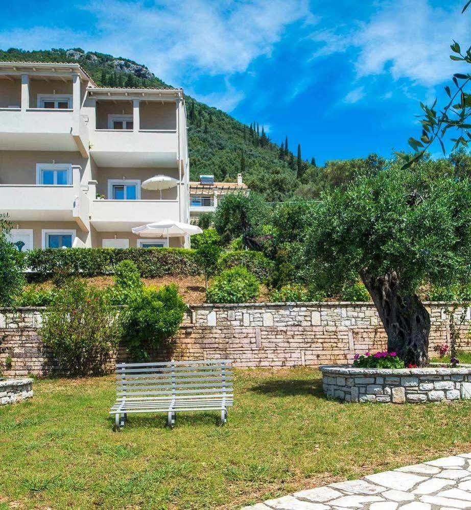 Krouzeri Beach Apartments Katávolos Exterior foto